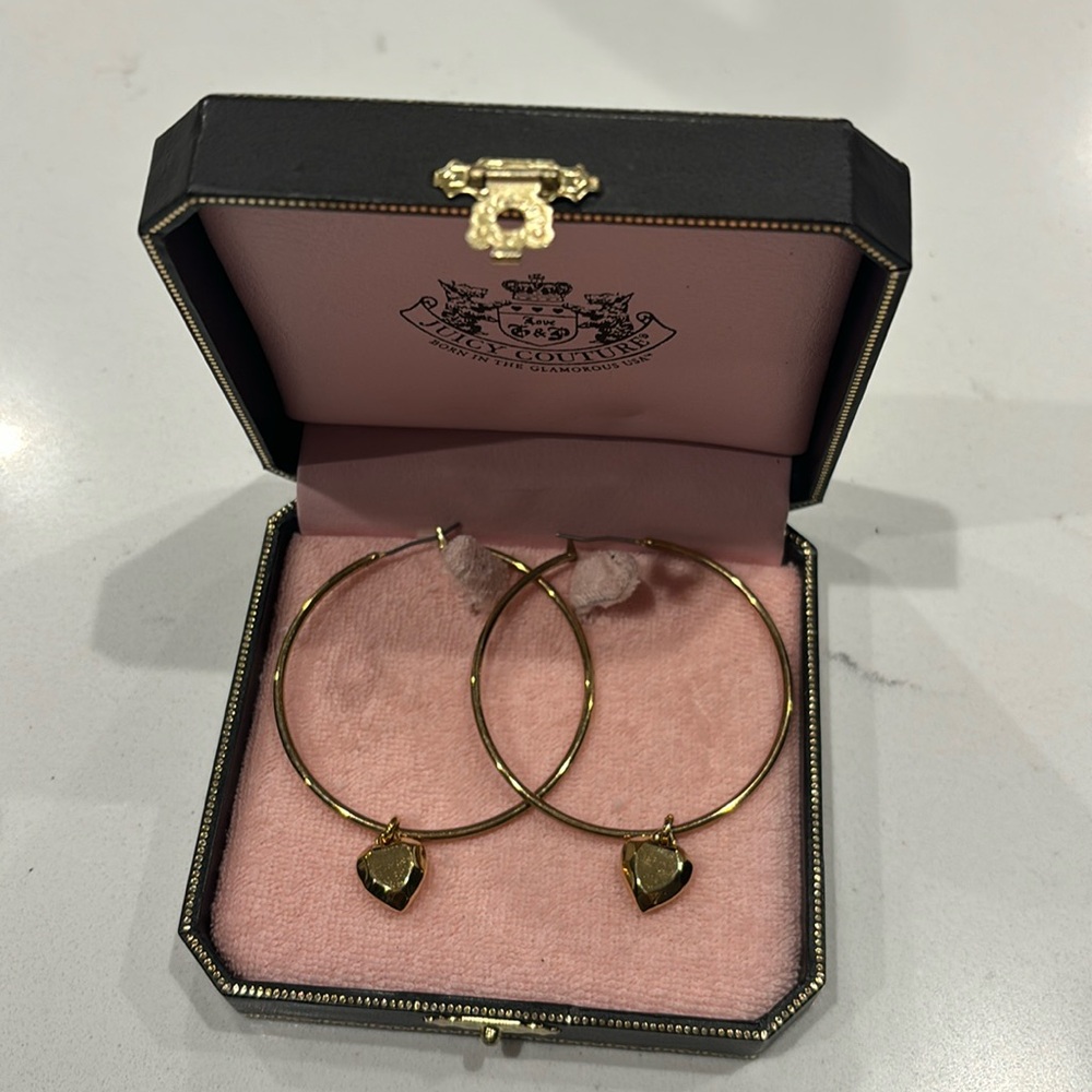 Vintage juicy couture heart hoop earrings with original case